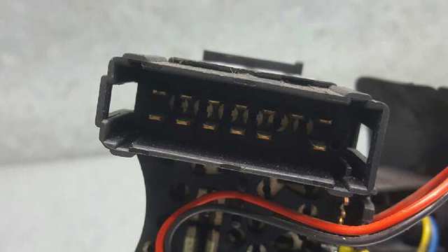 7701048908 RENAULT Conmutador izquierdo de la columna de dirección comprar Madrid