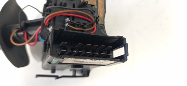 7701048913 Renault (RVI)