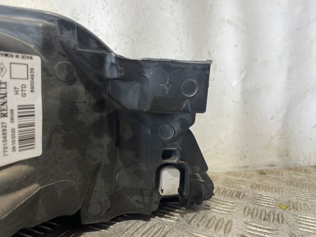RENAULT 7701048927 Faro izquierdo  disponible Lugo
