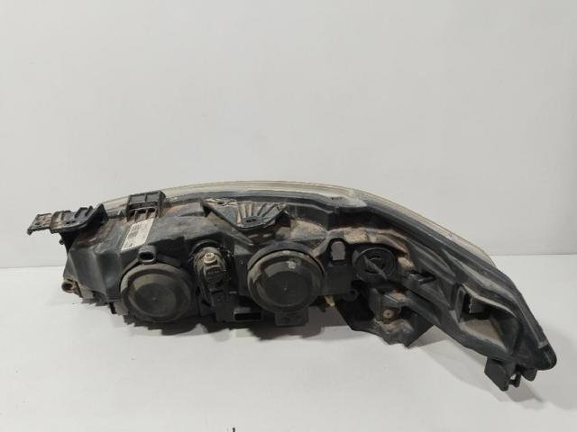 7701048931 Faro derecho  en stock Sabadell