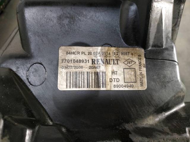 RENAULT 7701048931 Faro derecho  en stock Terrassa