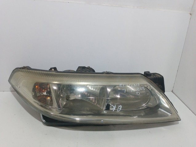 7701048931 Faro derecho comprar Sevilla