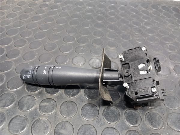 7701048956 Renault (RVI)