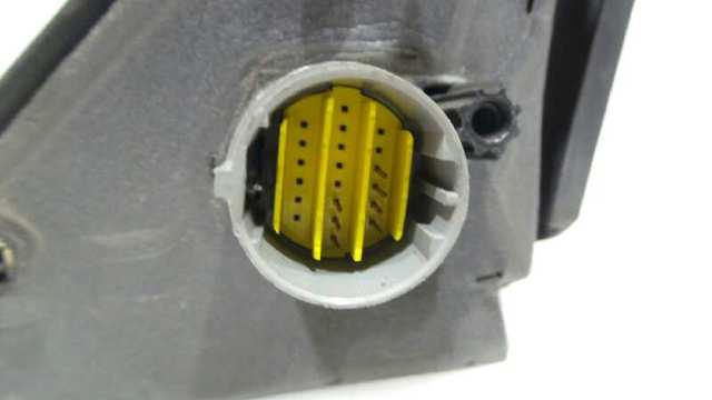 RENAULT 7701049059 Espejo retrovisor derecho  disponible España