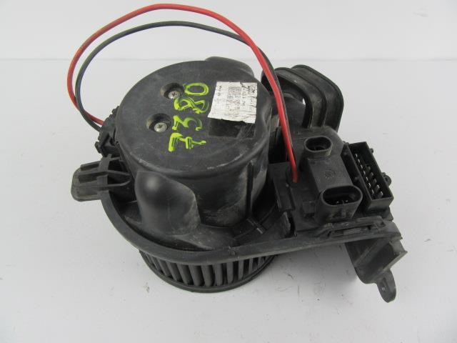 Ventilador de habitáculo 7701049076 RENAULT