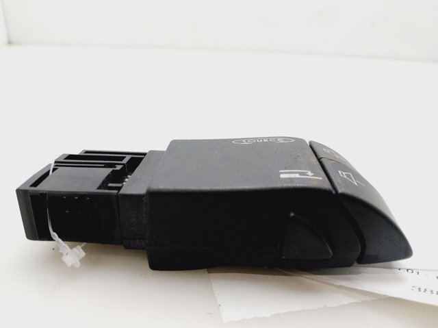 7701049643 Interruptor de la columna de dirección para control de audio comprar Girona