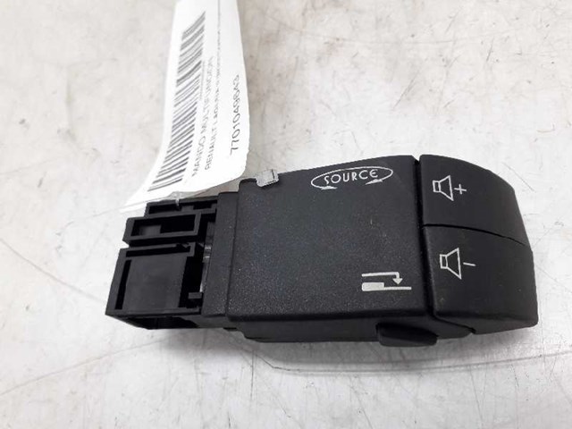 7701049643 Renault (RVI)