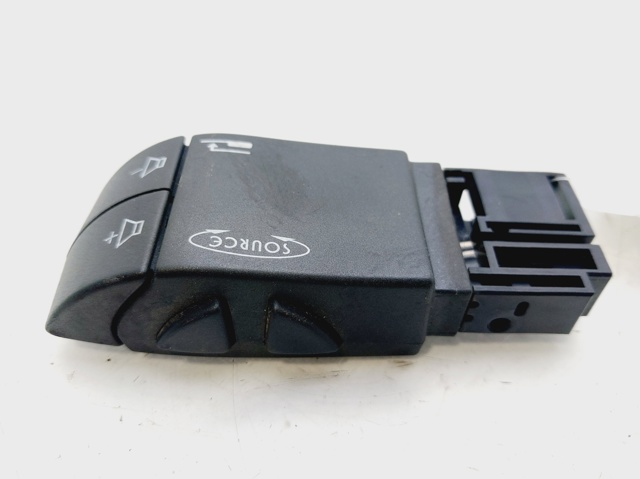 RENAULT 7701049643 Interruptor de la columna de dirección para control de audio  comprar en Albacete