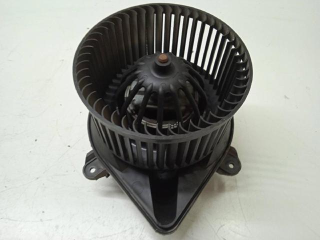 7701050310 RENAULT Motor del ventilador del calefactor  disponible Ourense