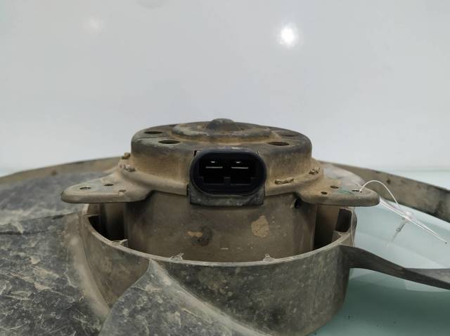 7701050677 Ventilador del radiador  disponible Burgos