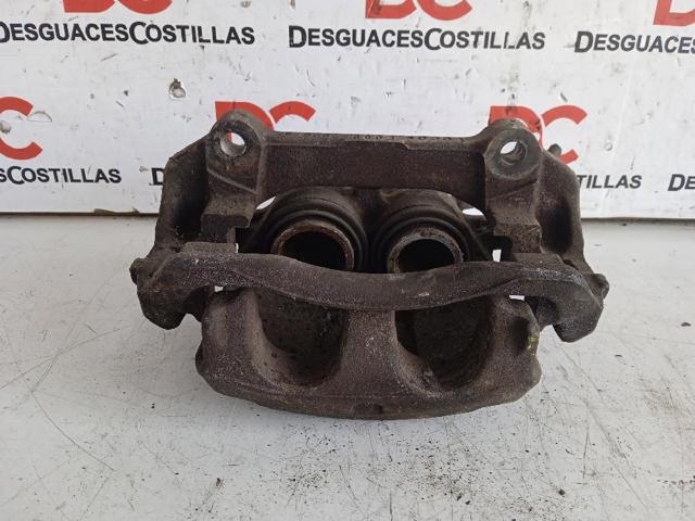 7701051808 RENAULT Pinza de freno delantera derecha  disponible Vigo