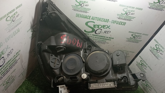 7701053979 Faro izquierdo  comprar en Zaragoza
