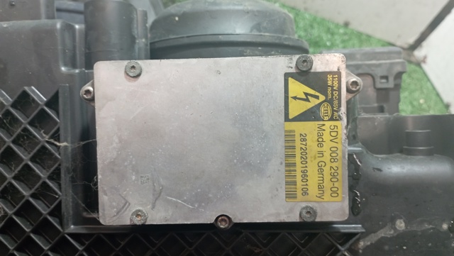 7701053979 RENAULT Faro izquierdo  en stock Gandía