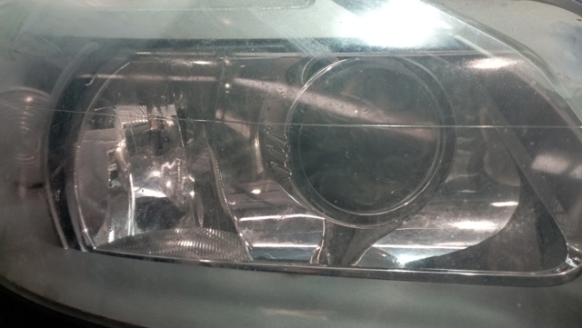 RENAULT 7701053980 Faro derecho comprar Barcelona