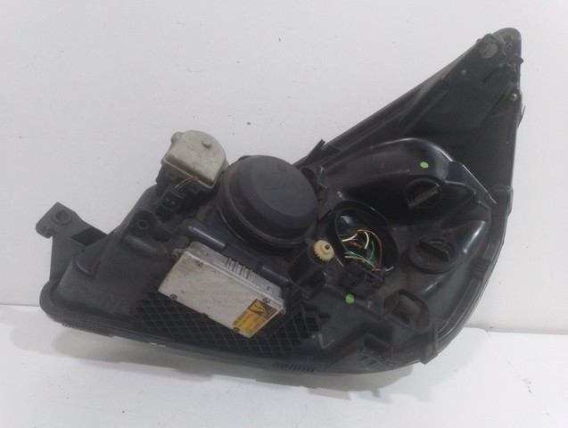 RENAULT 7701053980 Faro derecho  comprar en Ponferrada