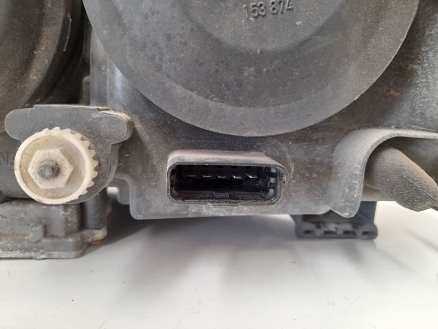 7701053980 Faro derecho  disponible Málaga
