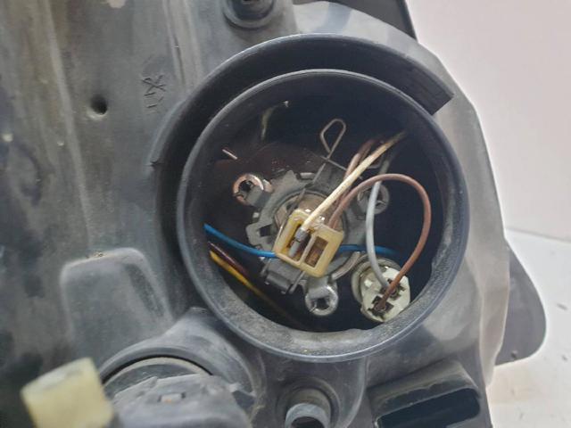 RENAULT 7701054058 Faro izquierdo  en stock Valencia