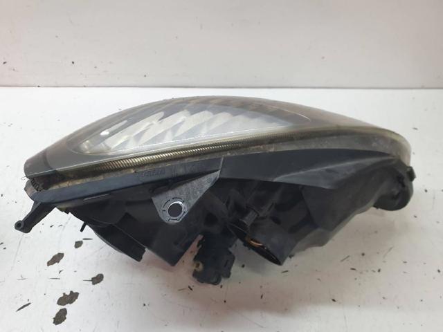 RENAULT 7701054058 Faro izquierdo  en stock Valencia
