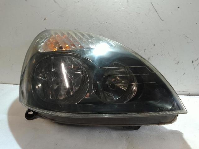 7701054063 Faro derecho  en stock Sabadell