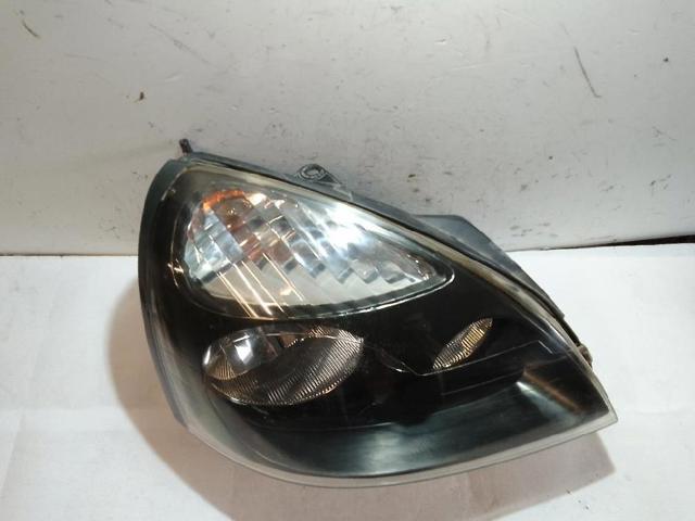 7701054063 RENAULT Faro derecho  comprar en Lleida