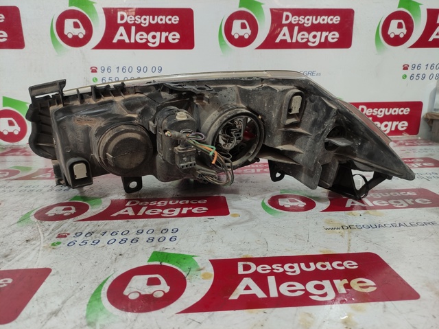7701054655 RENAULT Faro derecho  en stock Córdoba