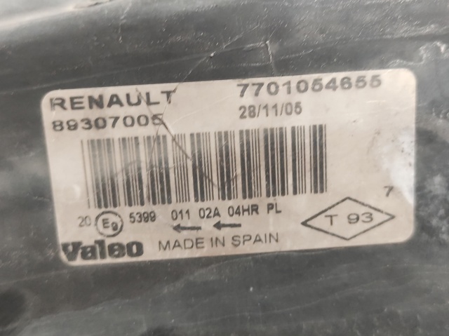 7701054655 RENAULT Faro derecho  comprar en Lleida