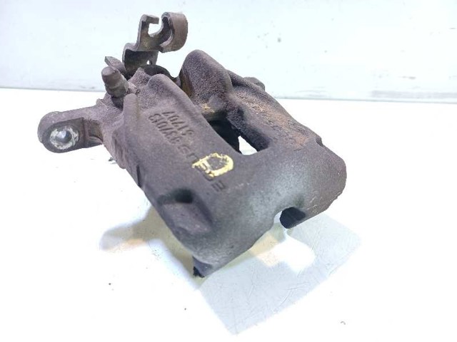 7701056165 Renault (RVI)