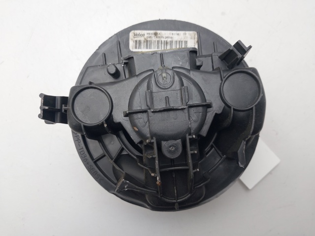 7701056964 RENAULT Motor del ventilador del calefactor  disponible Alicante