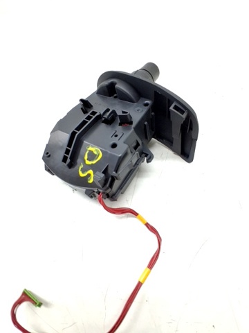 RENAULT 7701057088 Conmutador izquierdo de la columna de dirección  disponible España
