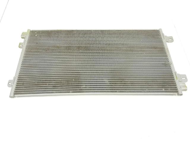 7701057122 Renault (RVI)