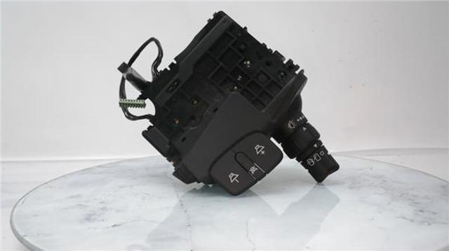 7701057571 Renault (RVI)