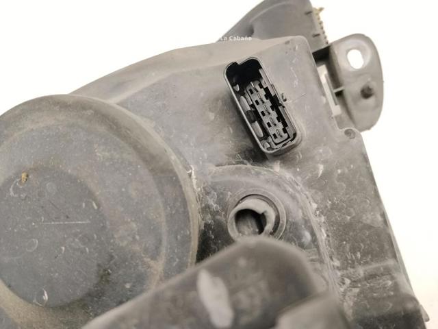 7701057654 RENAULT Faro izquierdo  disponible Ourense