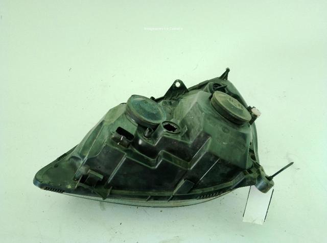 7701057658 RENAULT Faro derecho  disponible Alicante