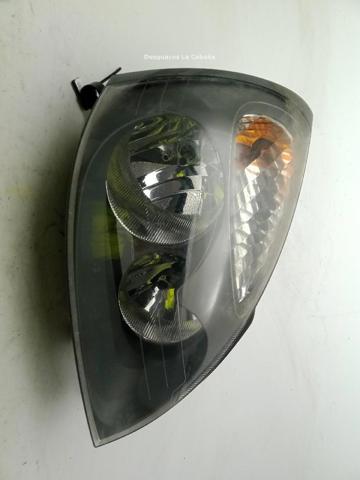 7701057658 RENAULT Faro derecho  en stock Gandía
