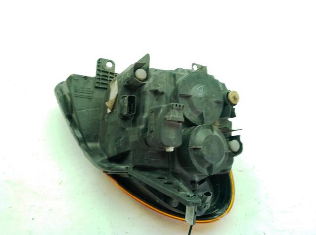 7701058174 RENAULT Faro izquierdo comprar Alcalá