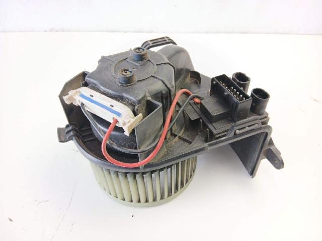 7701059205 Renault (RVI)