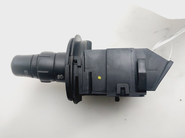 RENAULT 7701060397 Conmutador izquierdo de la columna de dirección  disponible Valladolid