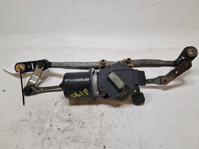 Motor del limpiaparabrisas 7701061590 RENAULT
