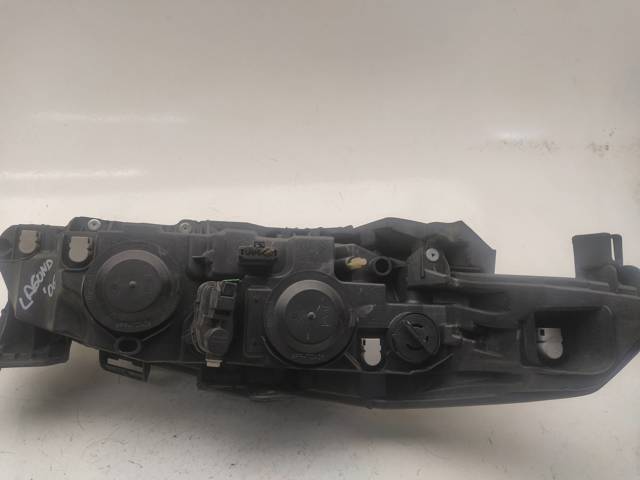 RENAULT 7701061669 Faro izquierdo comprar Pamplona