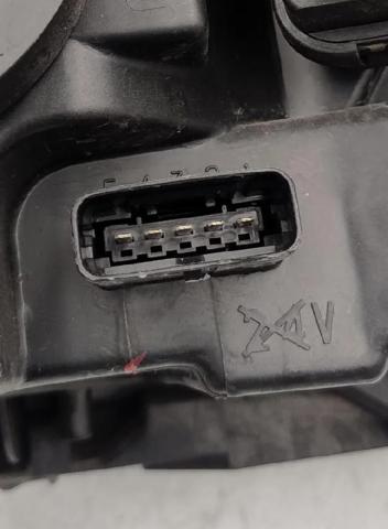 7701061669 RENAULT Faro izquierdo  comprar en Oviedo