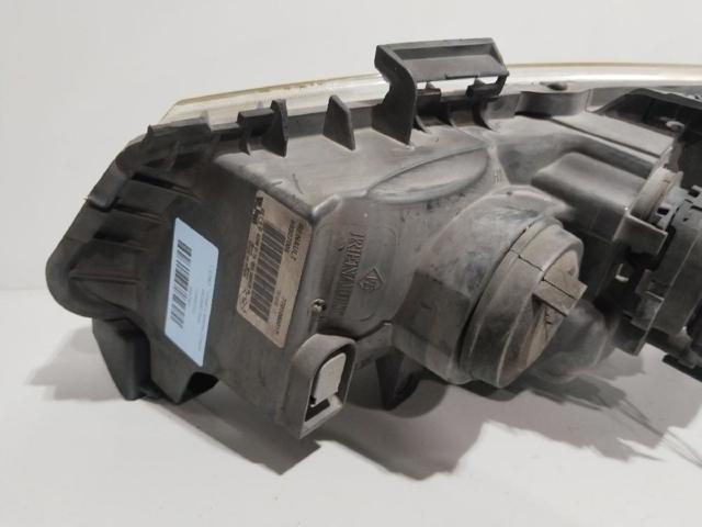 7701064017 RENAULT Faro derecho  disponible Alicante