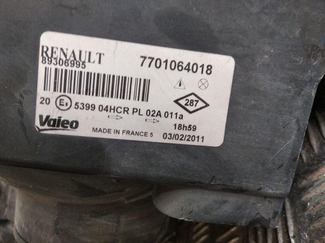 7701064018 RENAULT Faro izquierdo  disponible Alicante