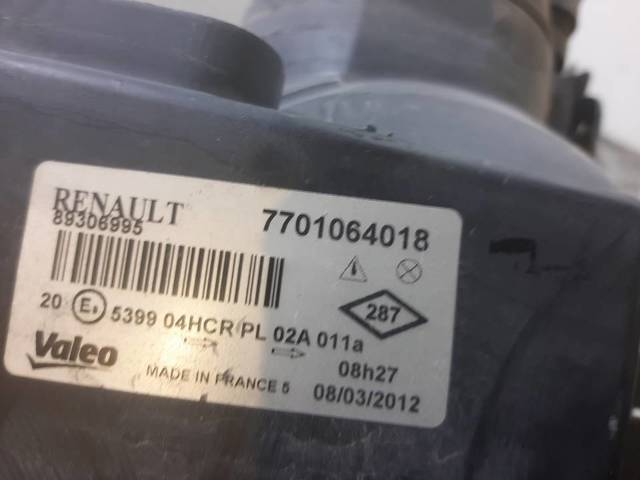 7701064018 RENAULT Faro izquierdo  comprar en Jaén