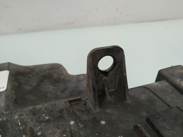 RENAULT 7701064018 Faro izquierdo  disponible Lugo