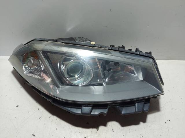 Faro derecho 7701064022 Renault (RVI)