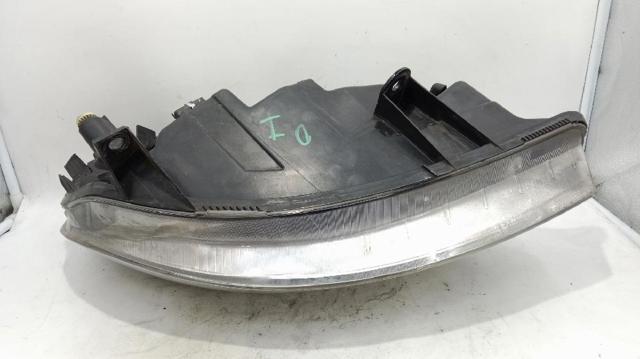 7701064132 RENAULT Faro izquierdo  disponible Ourense