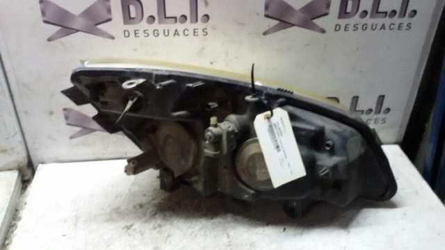 7701064132 Faro izquierdo  disponible Utrera