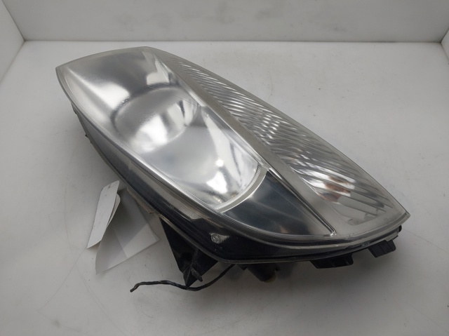 7701064132 RENAULT Faro izquierdo  en stock Huelva