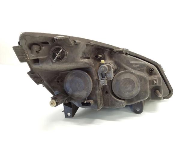 7701064132 RENAULT Faro izquierdo  comprar en Oviedo