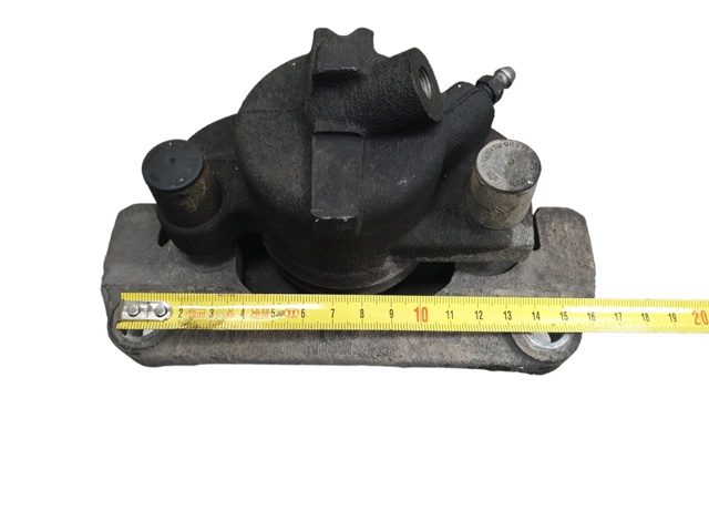 7701065267 RENAULT Pinza de freno delantera derecha  disponible Alicante